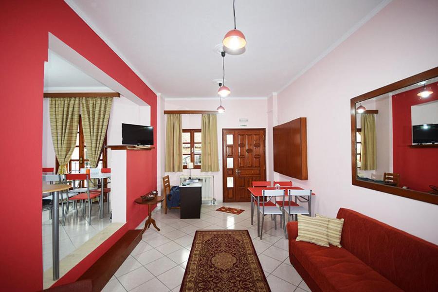 Sfaragoulias Inn Kalavryta Exterior photo